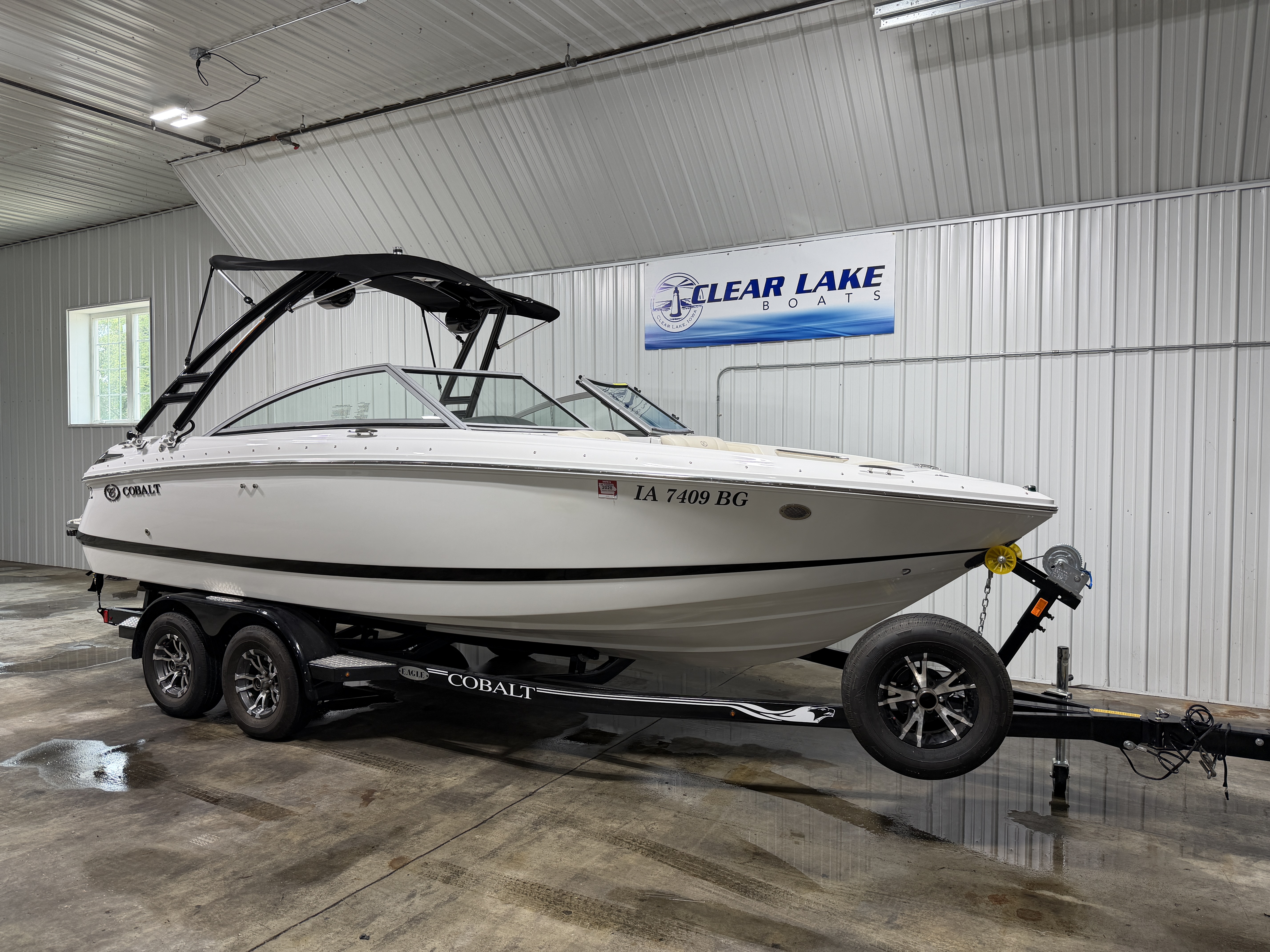 Used 2010  Cobalt Boats 210
