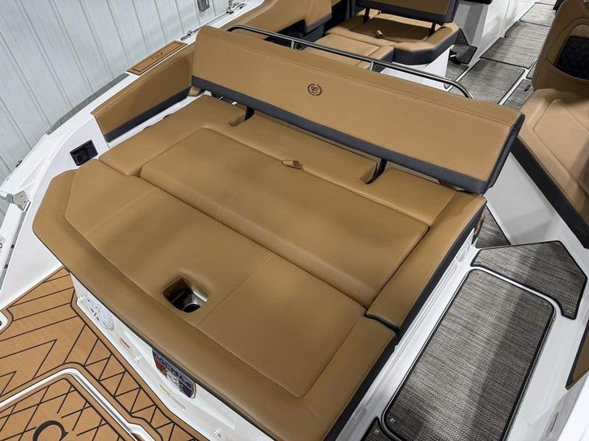 2026 Cobalt Boats R4