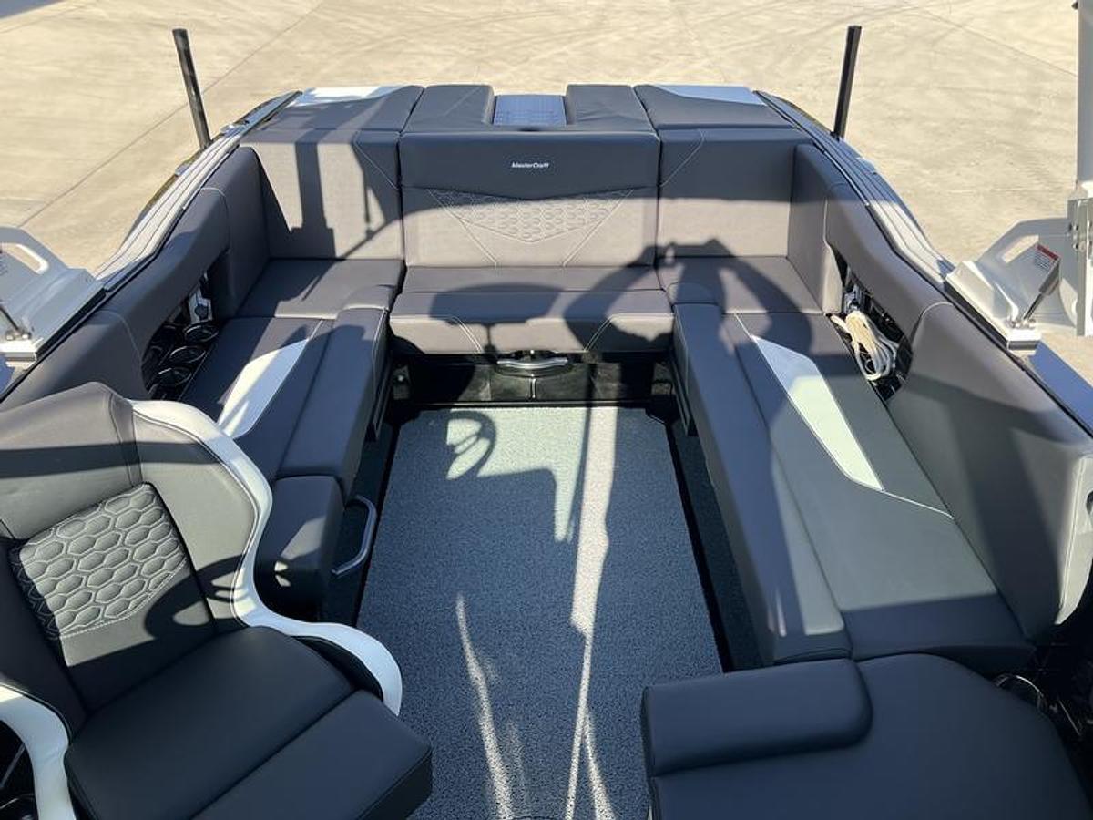 2026 MasterCraft NXT22