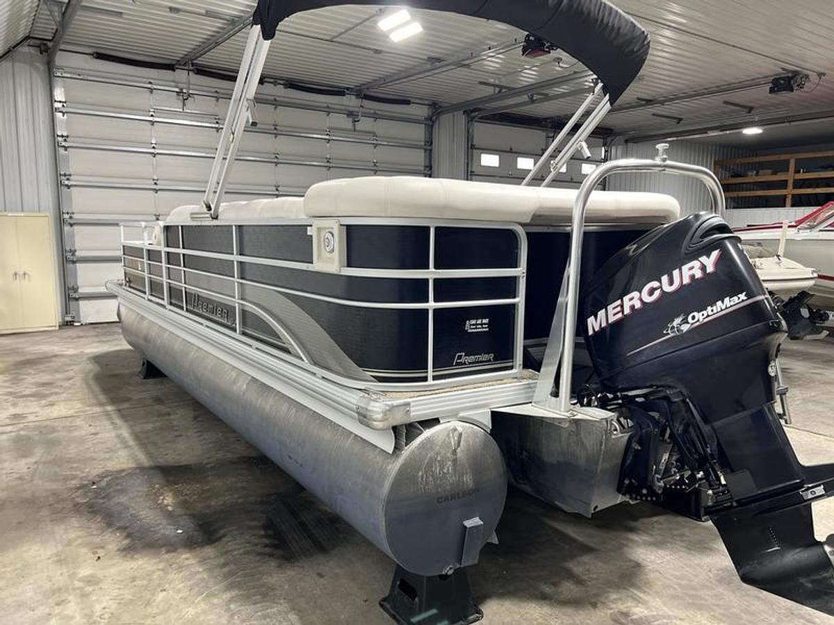 Used 2010 Premier 225 SUNSATION LTD
