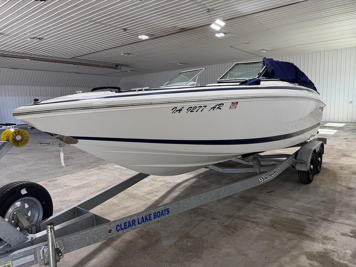 Used 2000 Cobalt Boats 206