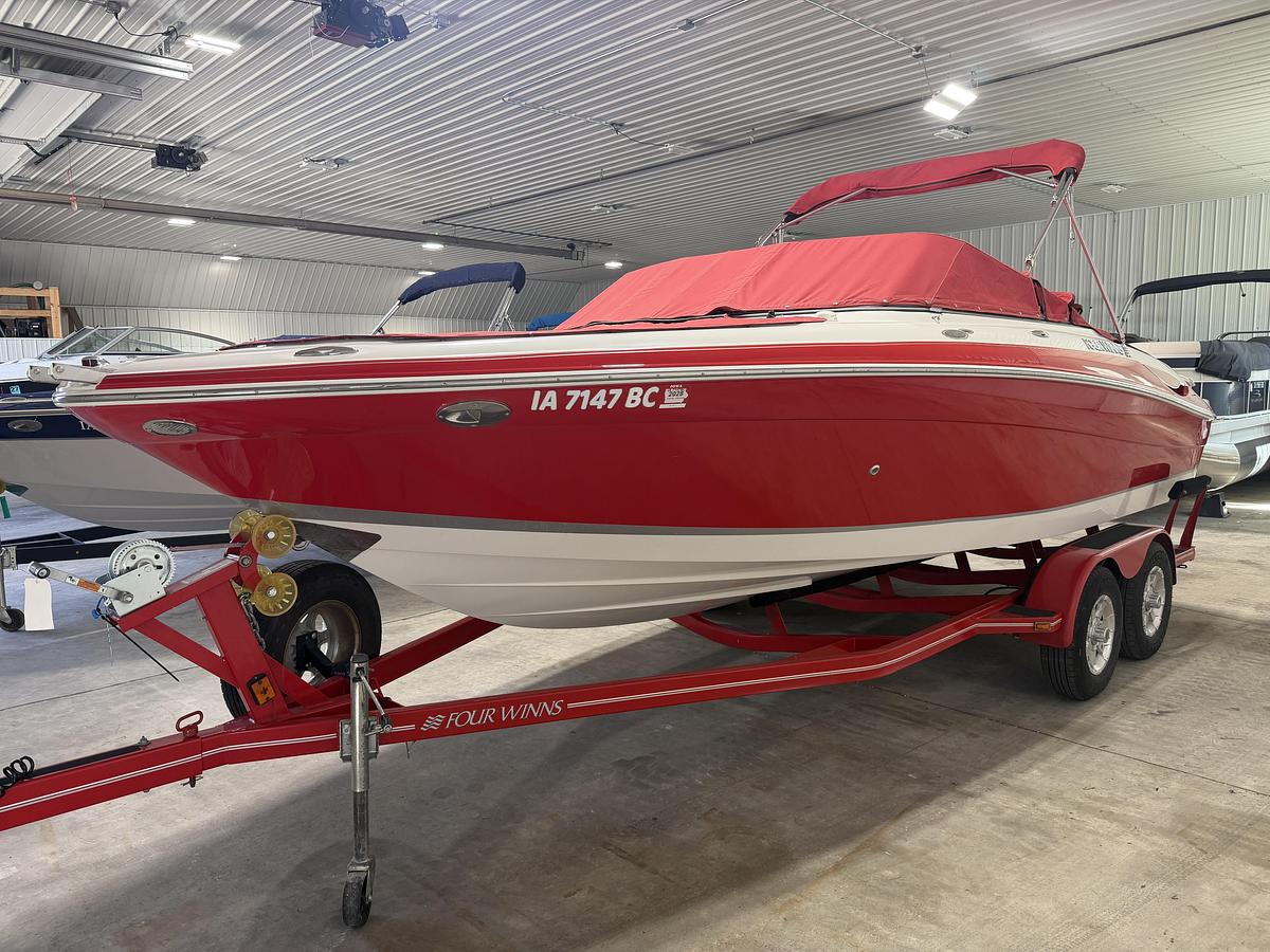Used 2007 Four Winns 220 Horizon