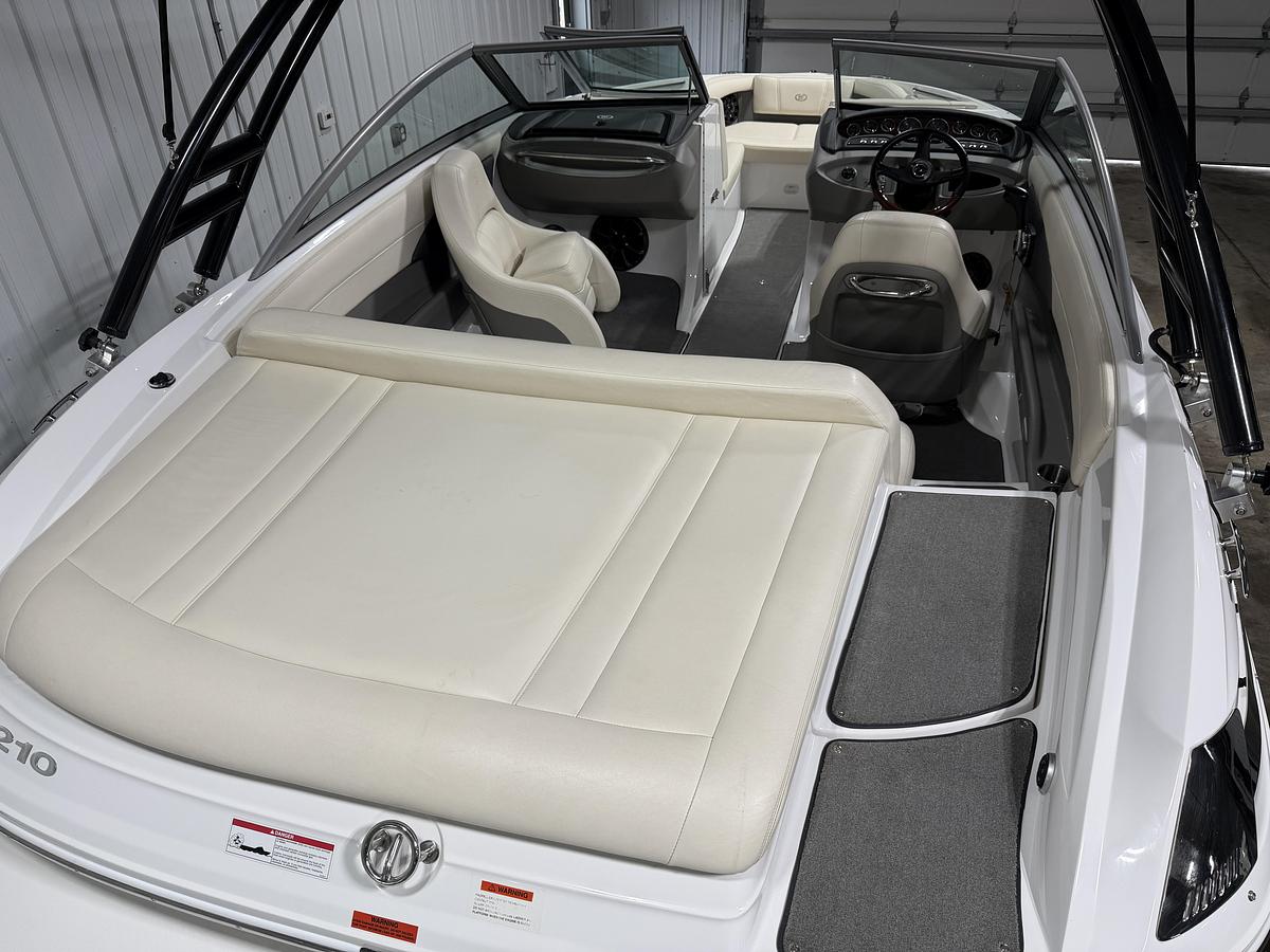 Used 2010 Cobalt Boats 210
