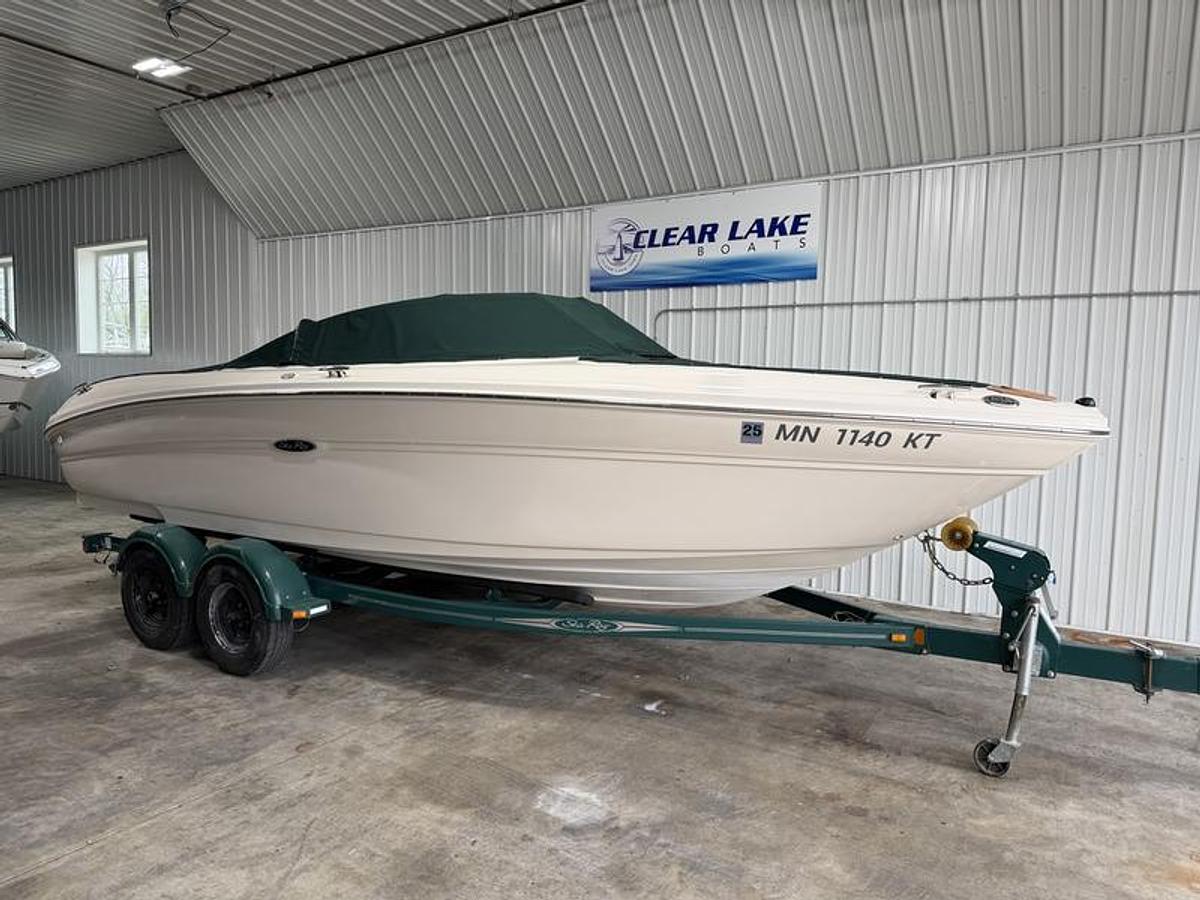 Used 2002 Sea Ray 220 BR