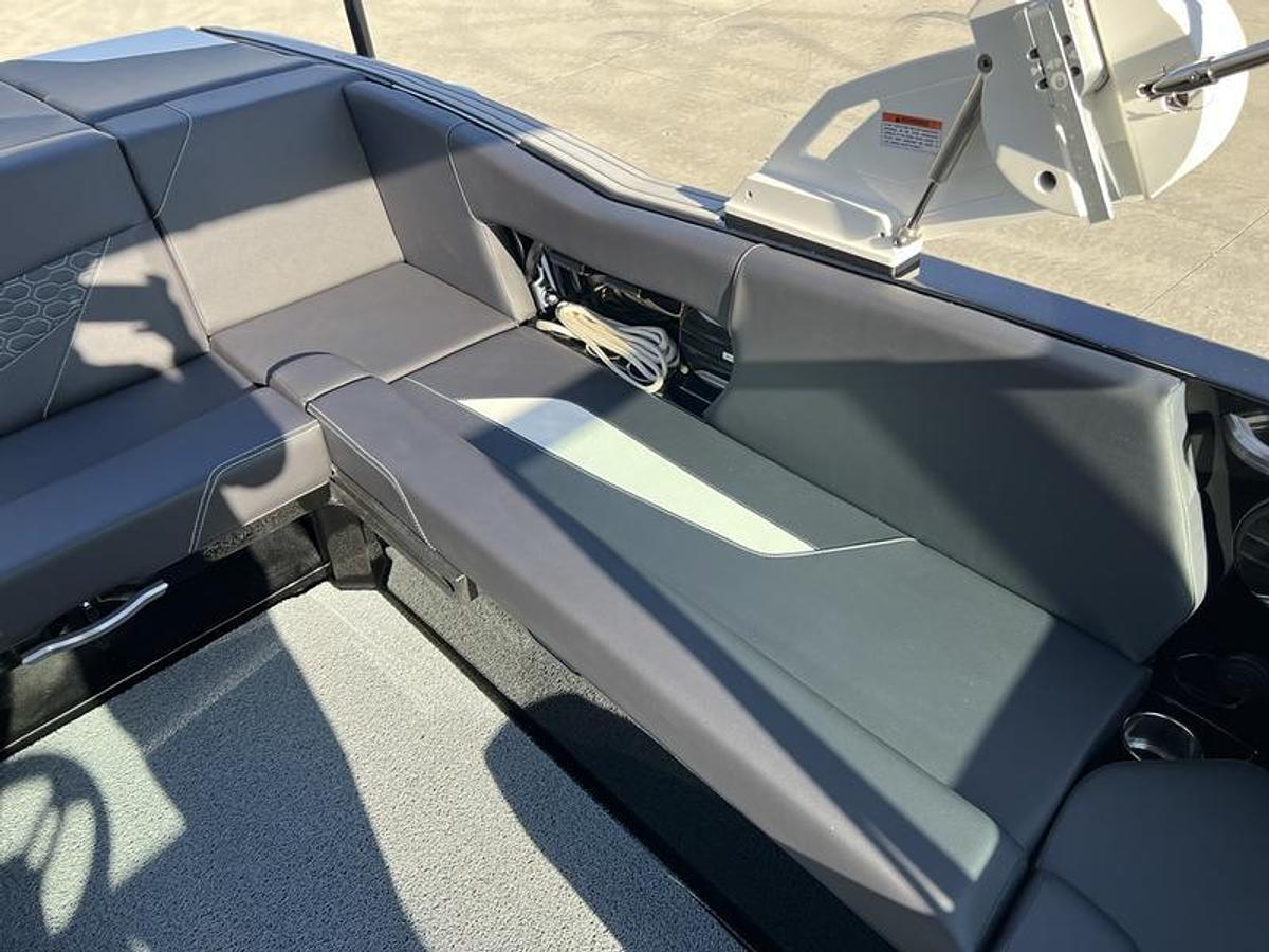 2026 MasterCraft NXT22