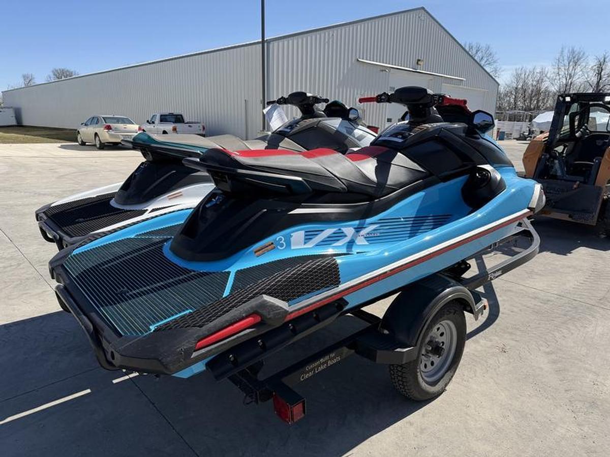 Used 2024 Yamaha VX DELUXE W/ AUDIO