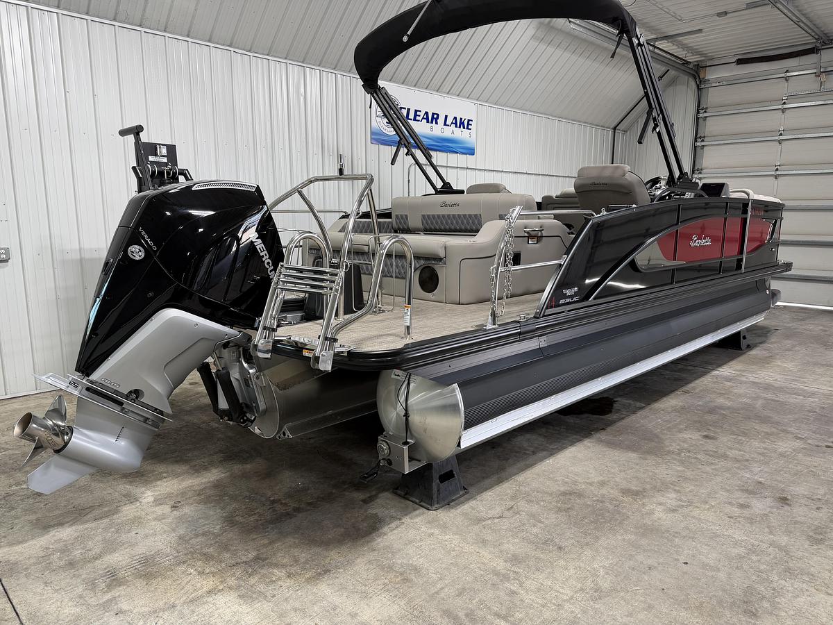 Used 2022 BARLETTA L23UC