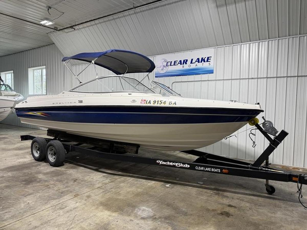 Used 2005 Bayliner 225 LS