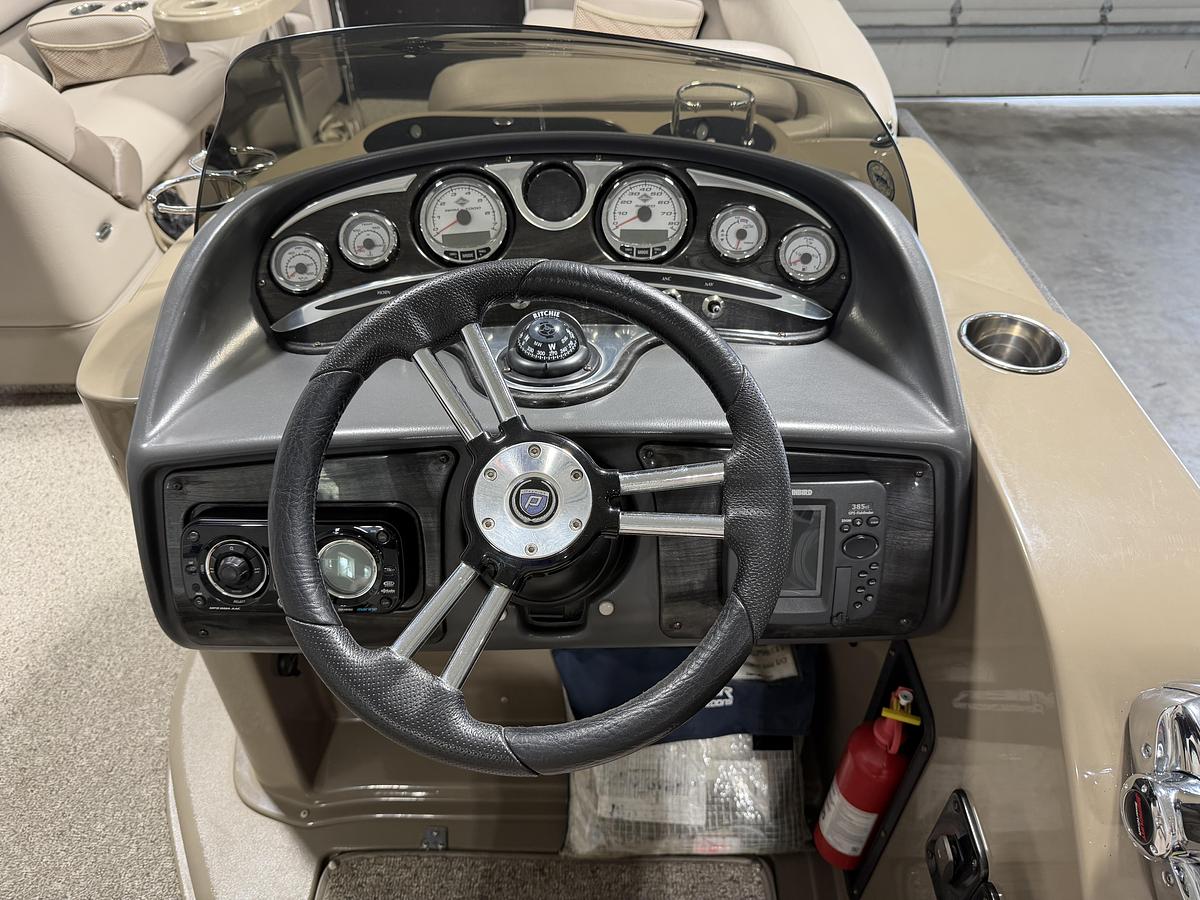 Used 2011 Premier 250 Grand Isle I/O