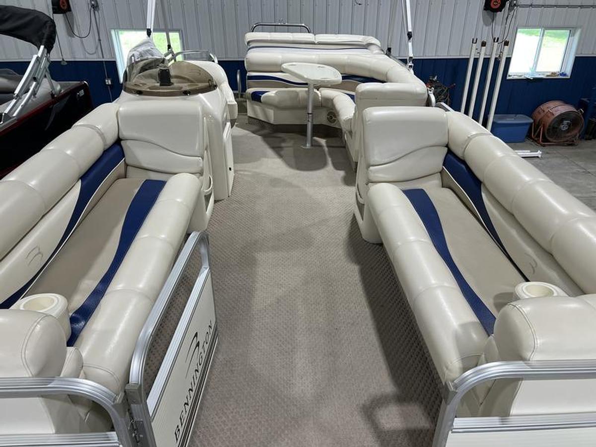 Used 2003 Bennington 2275 LX