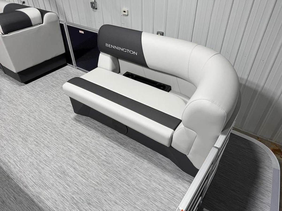 2026 Bennington 20 SL