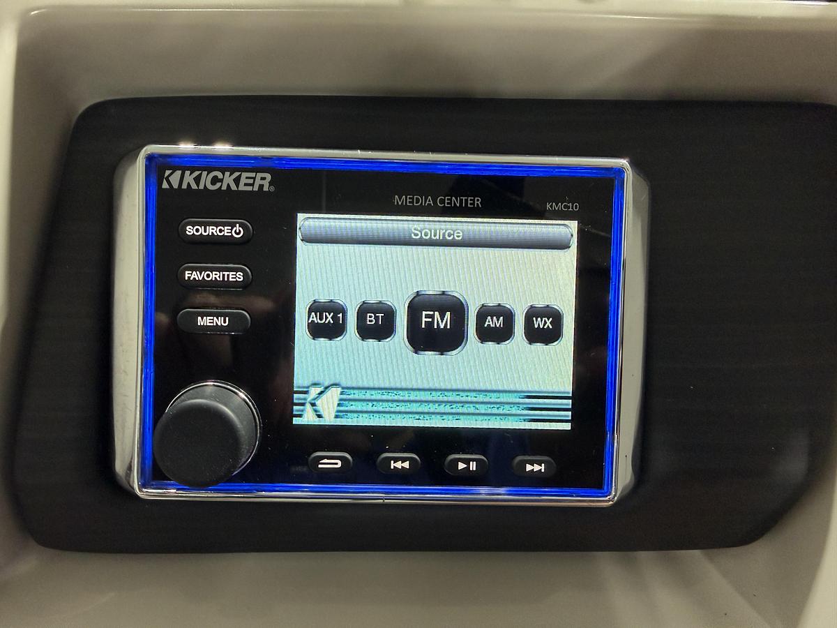 Used 2019 Bennington 25 GSR
