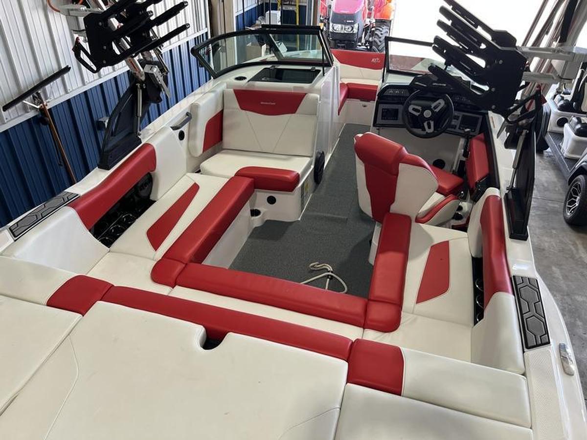 Used 2023 MasterCraft NXT20
