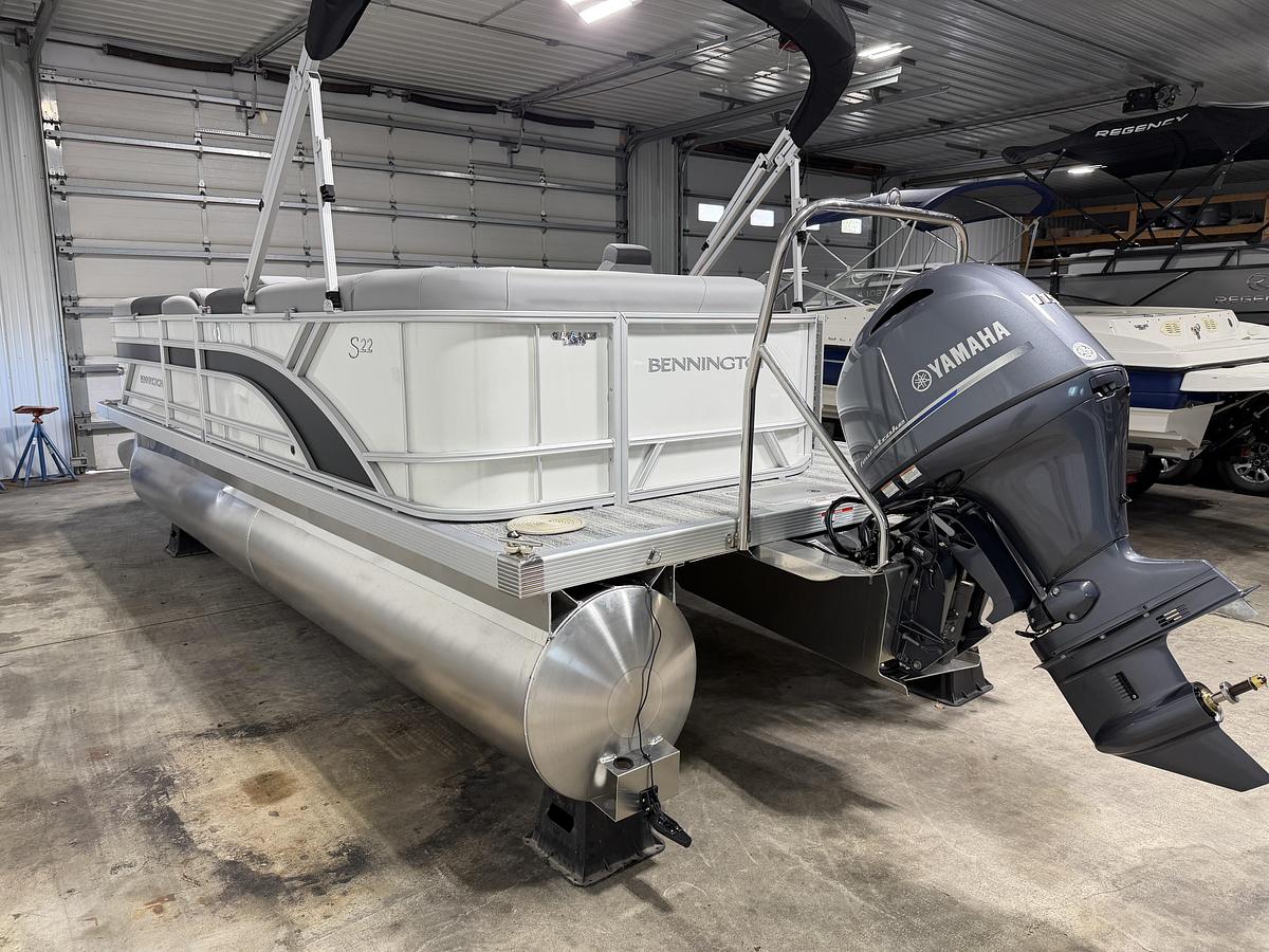2026 Bennington 22 SL