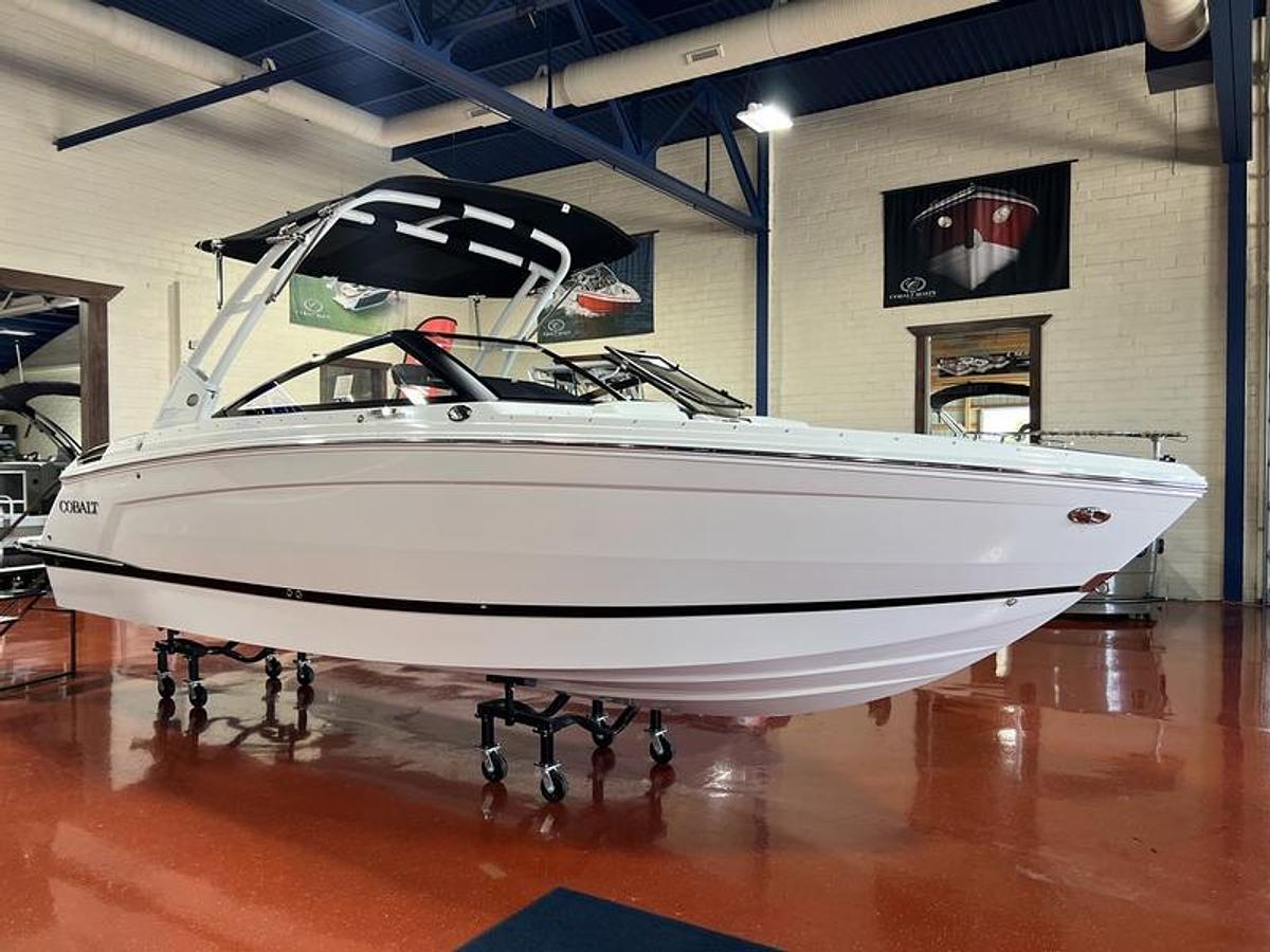 2026 Cobalt Boats R6
