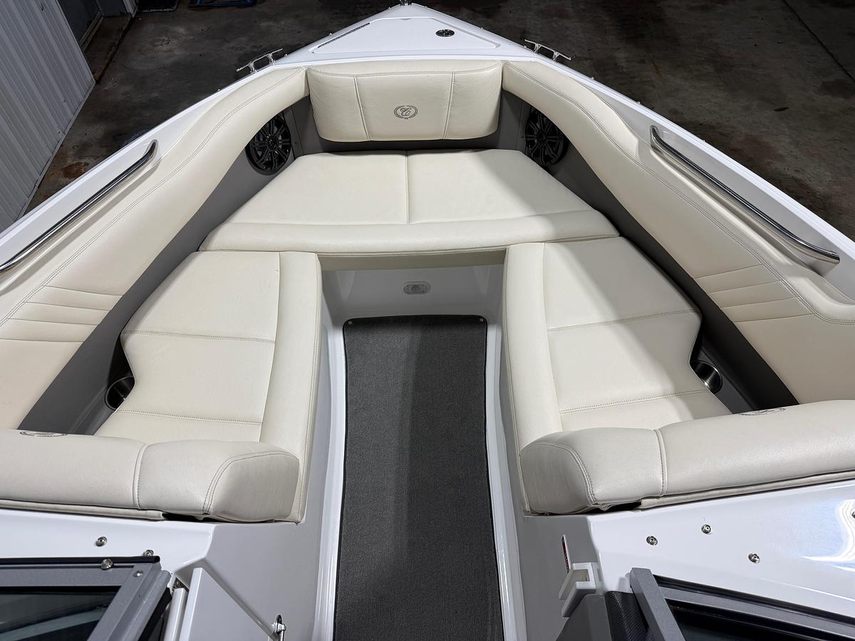 Used 2010 Cobalt Boats 210