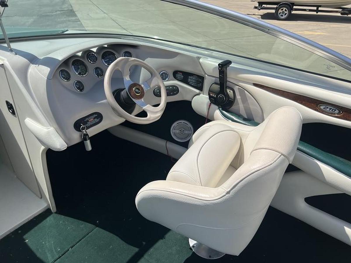 Used 2000 Sea Ray 210 BR