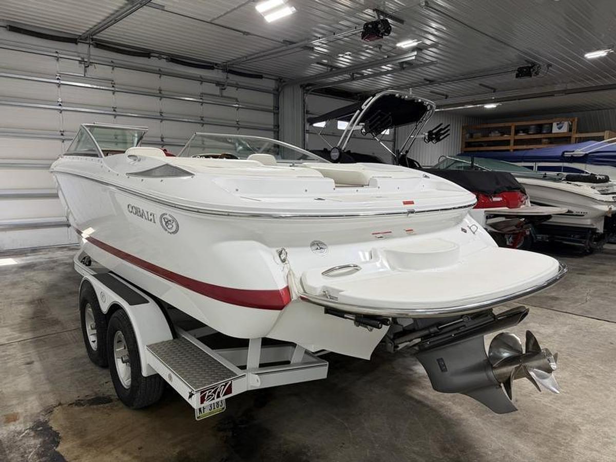 Used 2008 Cobalt Boats 220 BR