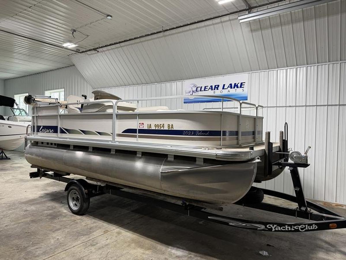 Used 2007 LEISURE 2023 ISLAND