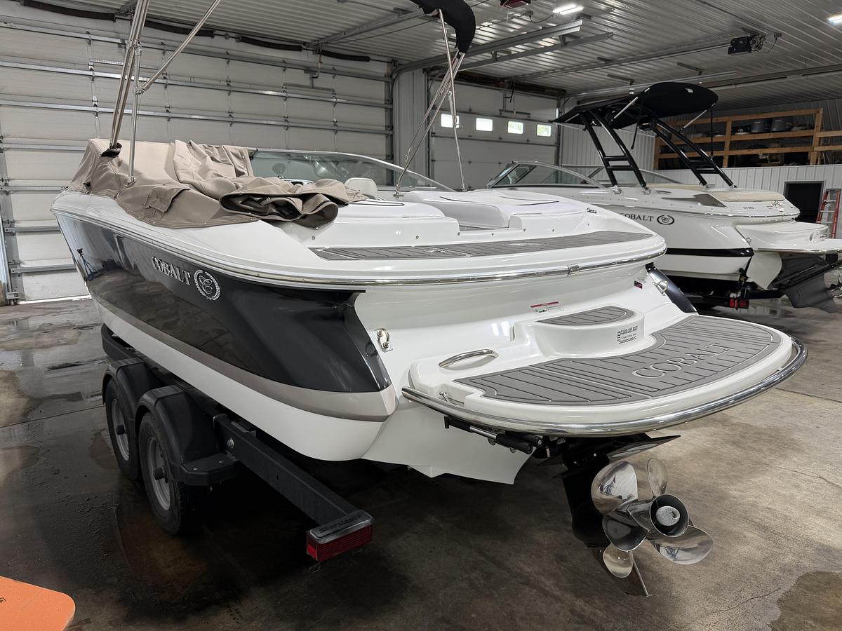 Used 2006 Cobalt Boats 220