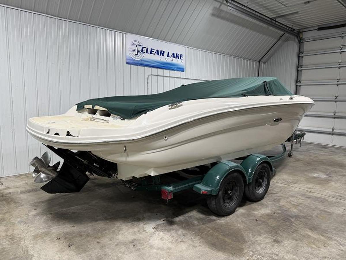 Used 2002 Sea Ray 220 BR