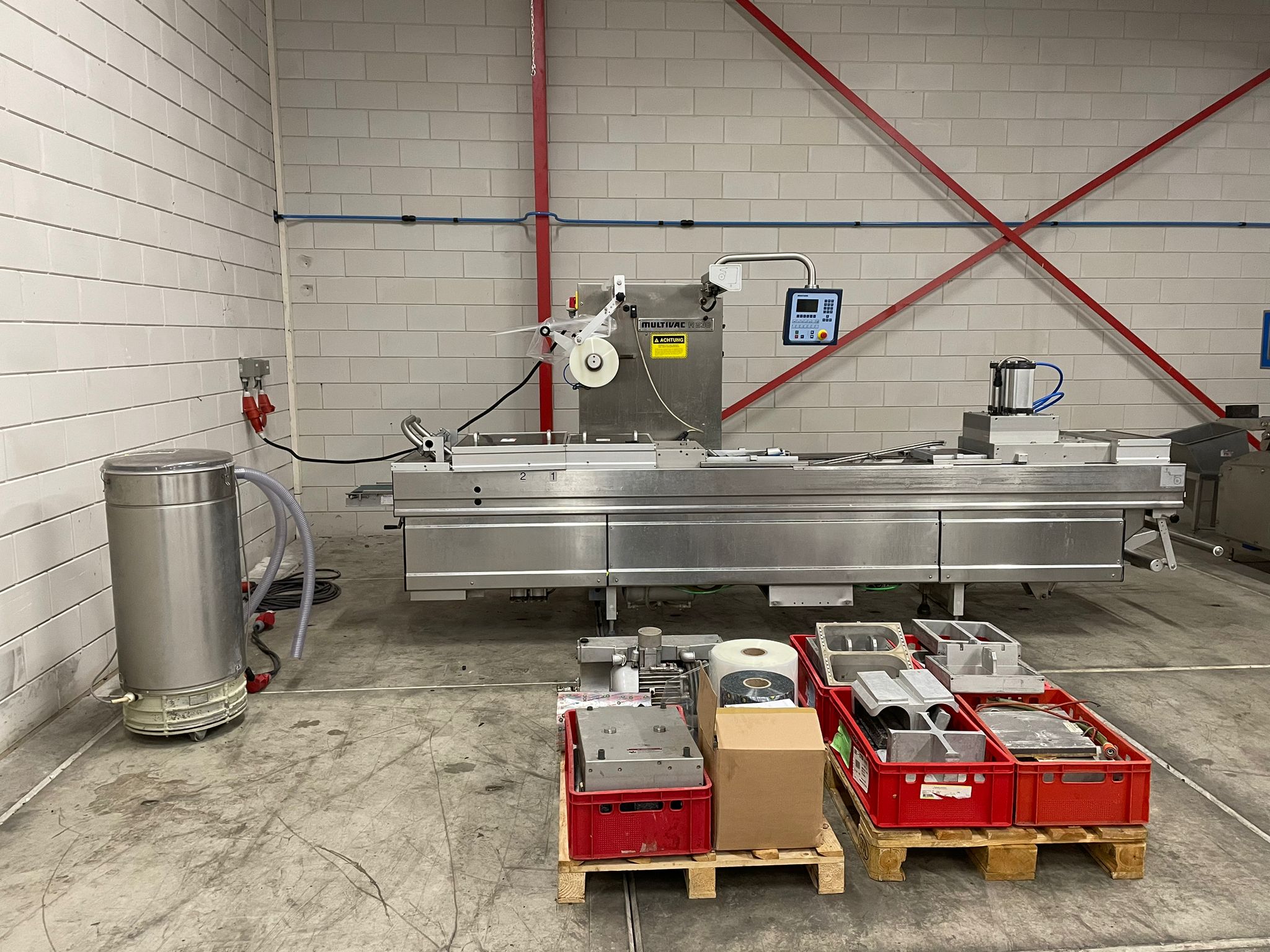 Used Multivac R230 thermoformer