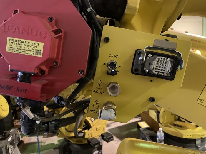 Used FANUC R2000iC/125L 6 AXIS CNC ROBOT WITH R30iB CONTROLLER, IR VISION, 125KG X 3,100 MM H REACH