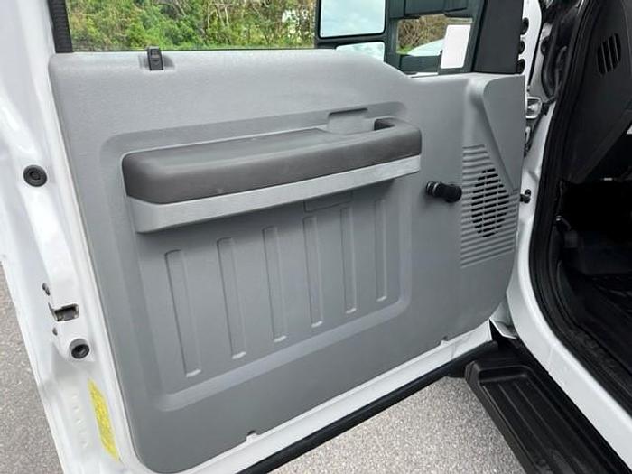 Used Altec AT40-MH, 45 ft, Articulating & Telescopic Material Handling Bucket Boom on 2016 Ford F550 Reg Cab Utility Truck - C34696