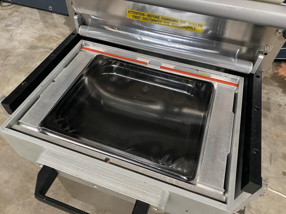 Used Henkovac MAP traysealer