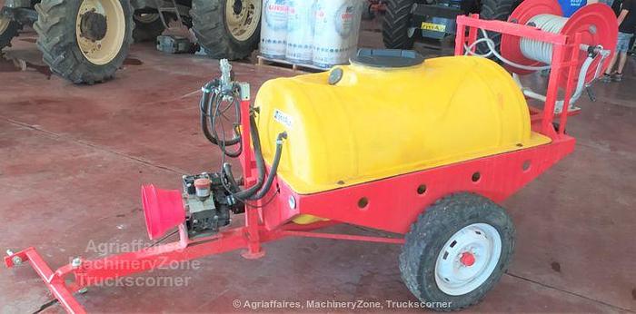 Usato Atomizzatore a lancia con avvolgitubo da 600 lit