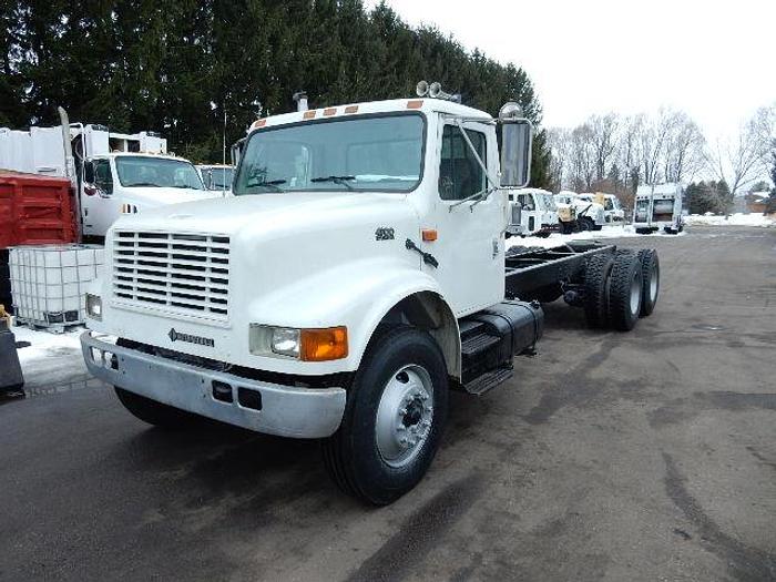 Used 2002 International 4900- Stock #: 8656