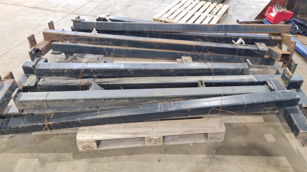 Used Paal Likon 275 D, Presskraft 80 t, Baujahr 2002 mit Trichter und Drahtzugstation