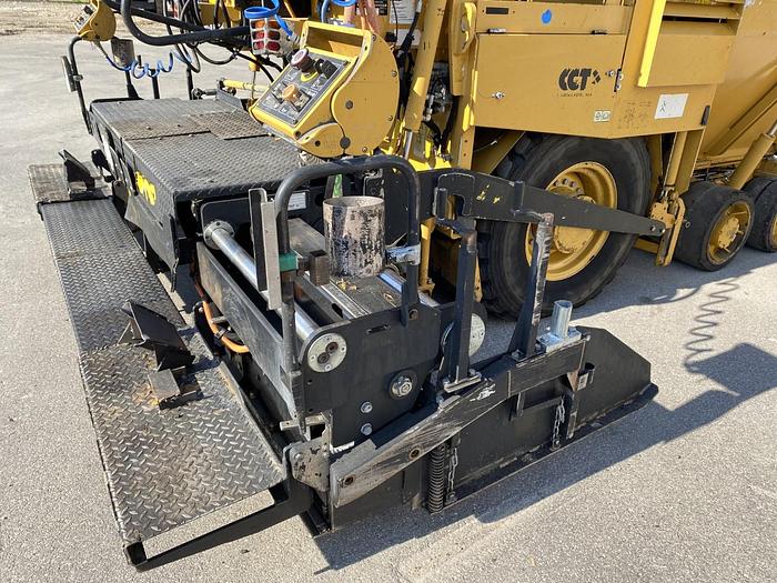 Usato 2015 CATERPILLAR AP 300D