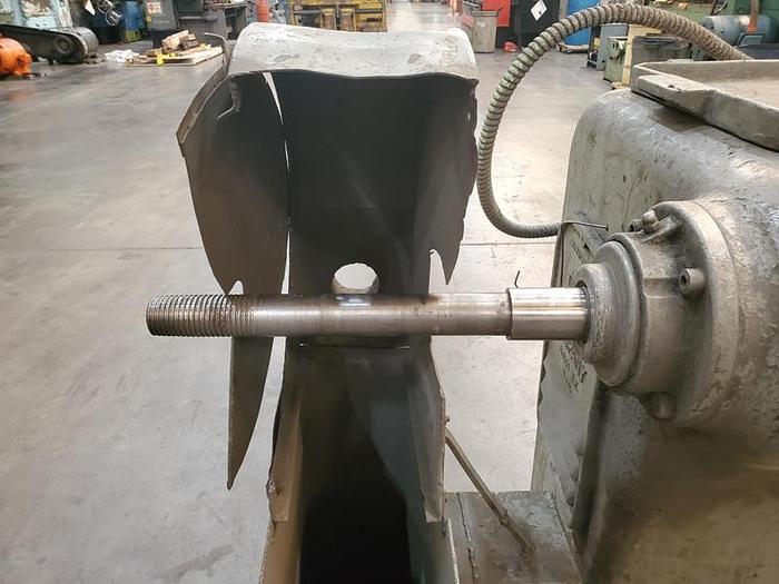 Used DIVINE BROS DOUBLE ENDED BUFFER