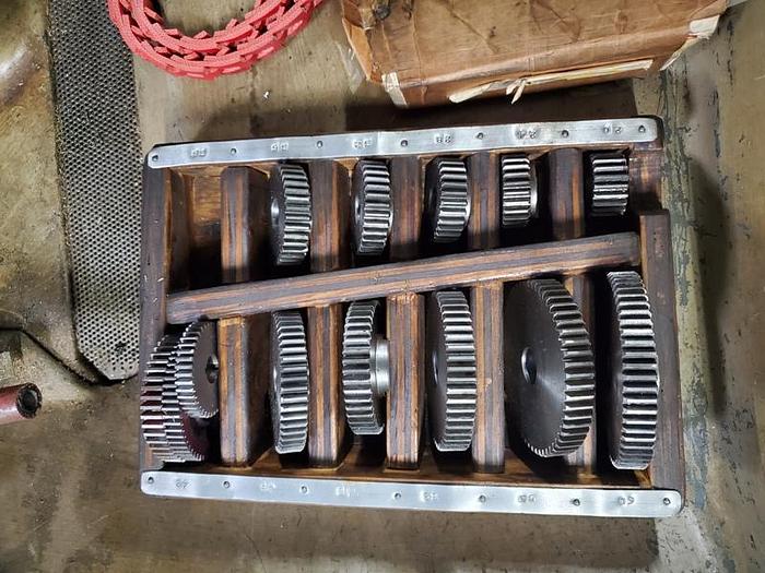 Used ADCOCK-SHIPLEY HORIZONTAL MILL