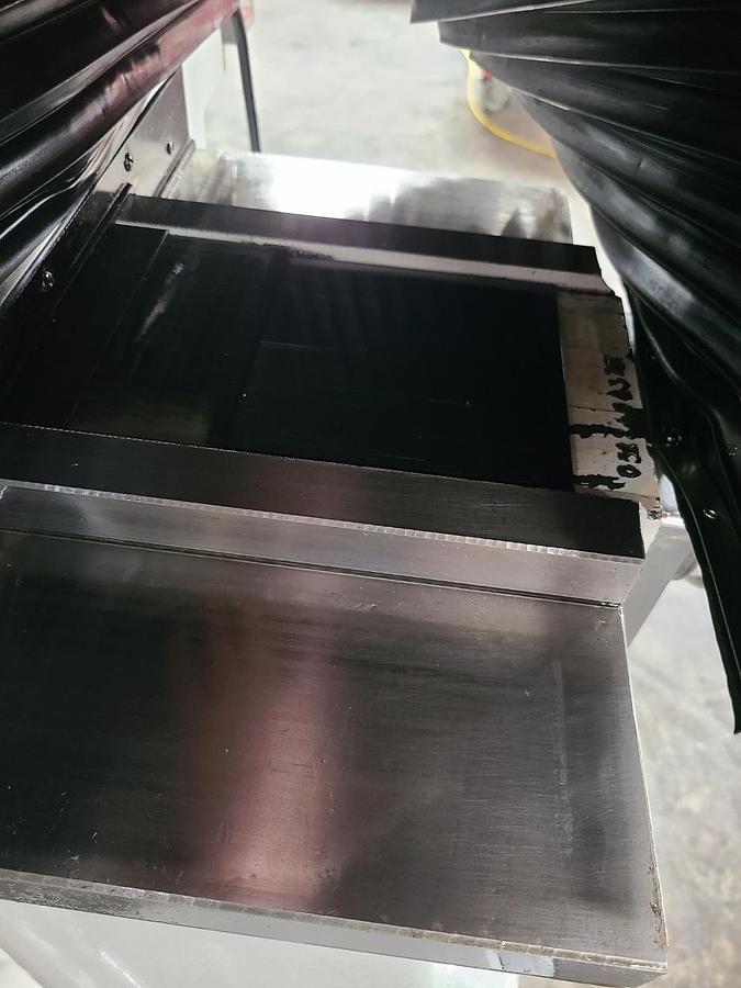 Used MILLTRONICS VERTICAL MILL