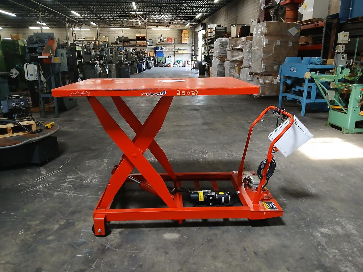 Used PRESTO HYDRAULIC LIFT TABLE WBP36-15