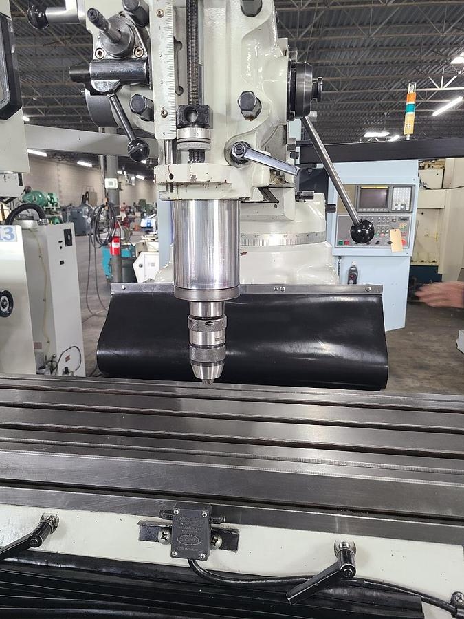 Used MILLTRONICS VERTICAL MILL