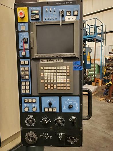 Used MAKINO SNC64 CNC VERTICAL MACHINING CENTER