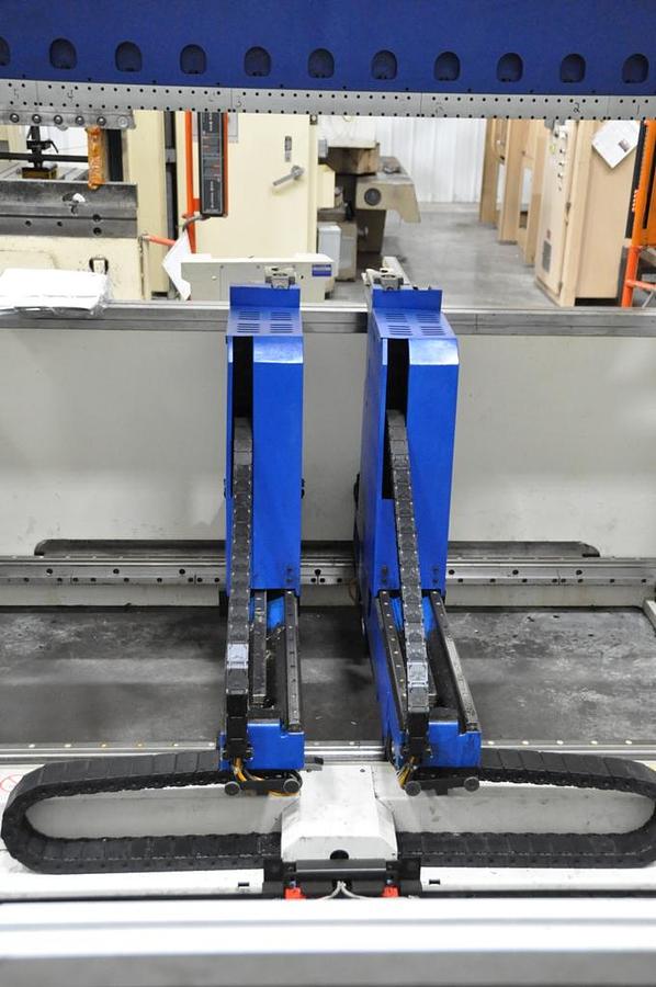 Used TRUMPF HYDRAULIC PRESS BRAKE