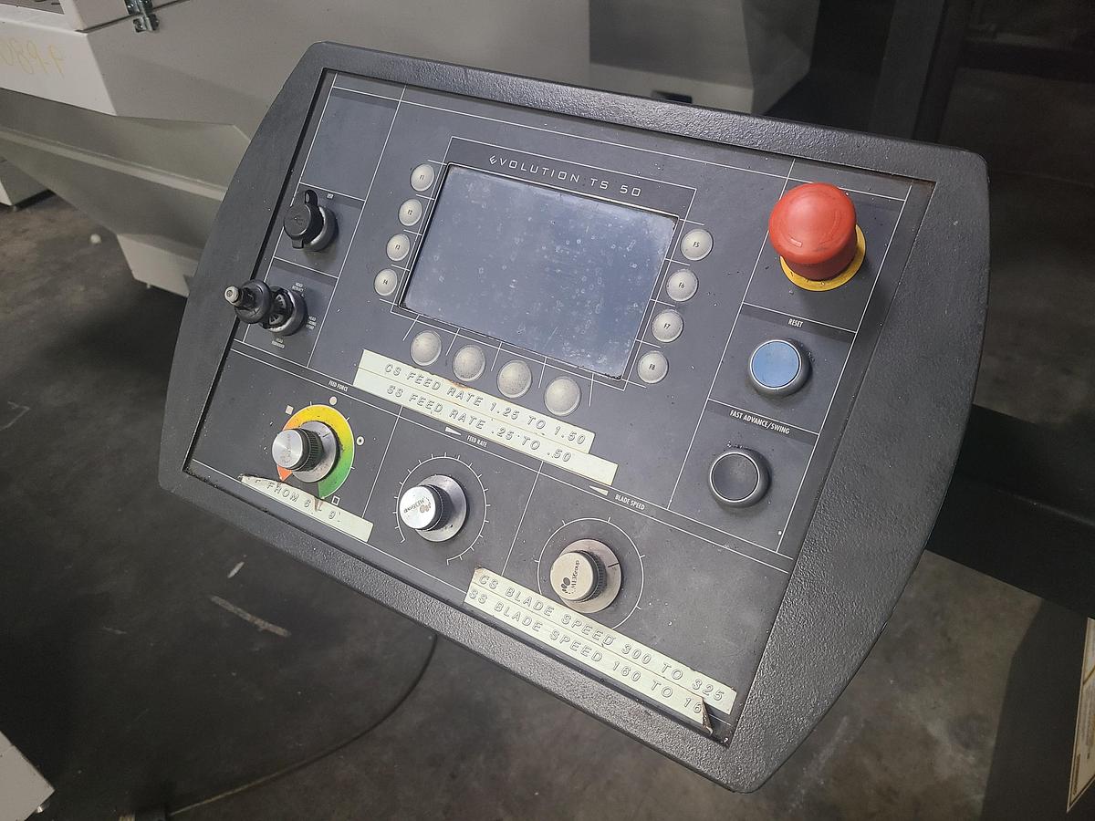 Used HYD-MECH V-20 VERTICAL BAND SAW