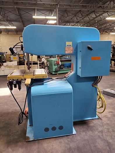 Used DOALL VERTICAL BAND SAW