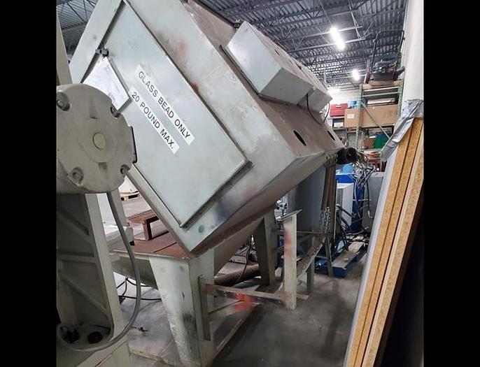 Used 20040 TRINCO DRY BLAST CABINET 60X48