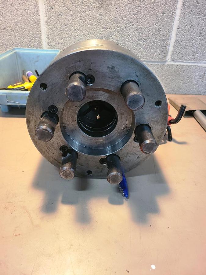 Used 6" x 6 JAW BUCK FORKARDT CHUCK AJUST TRU CHUCK