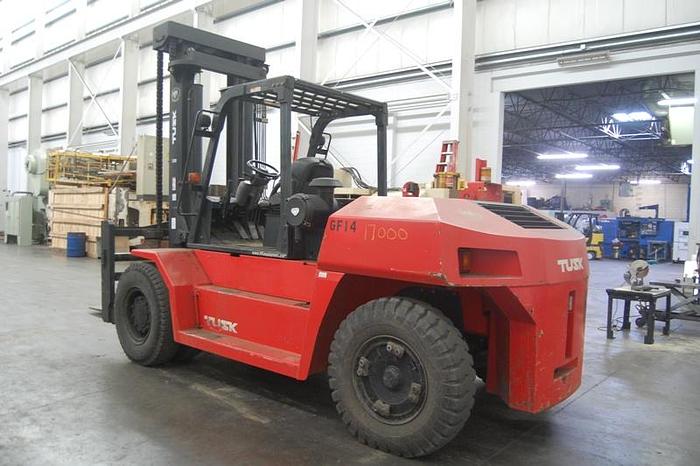 Used TUSK FORKLIFT
