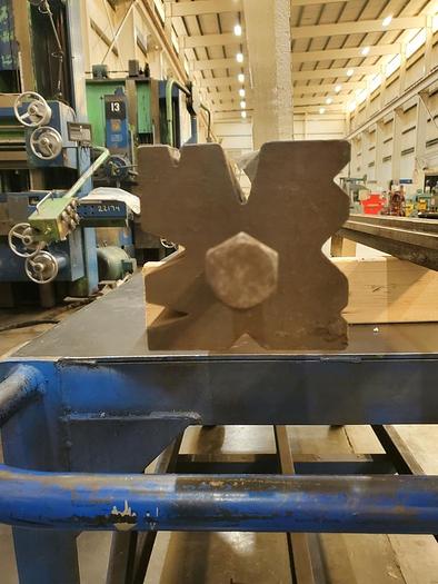 Used 23156 4-WAY PRESS BRAKE DIE