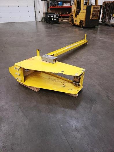 Used STEWART SYSTEM PEDESTAL JIB CRANE