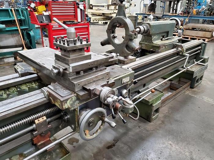 Used MAZAK GAP BED ENGINE LATHE