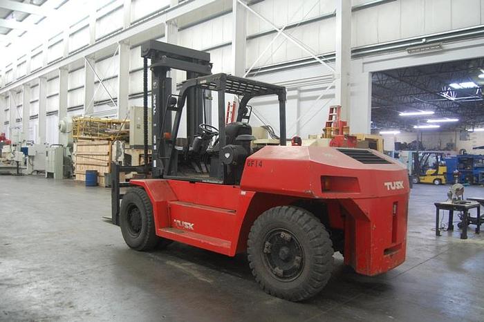 Used TUSK FORKLIFT