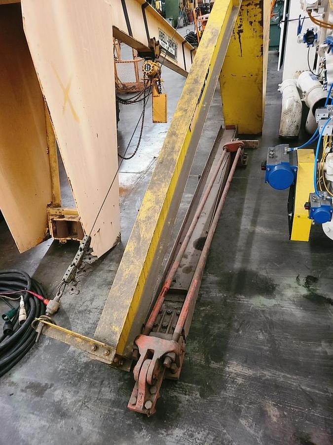 Used ASSORTED LOT OF JIB CRANES